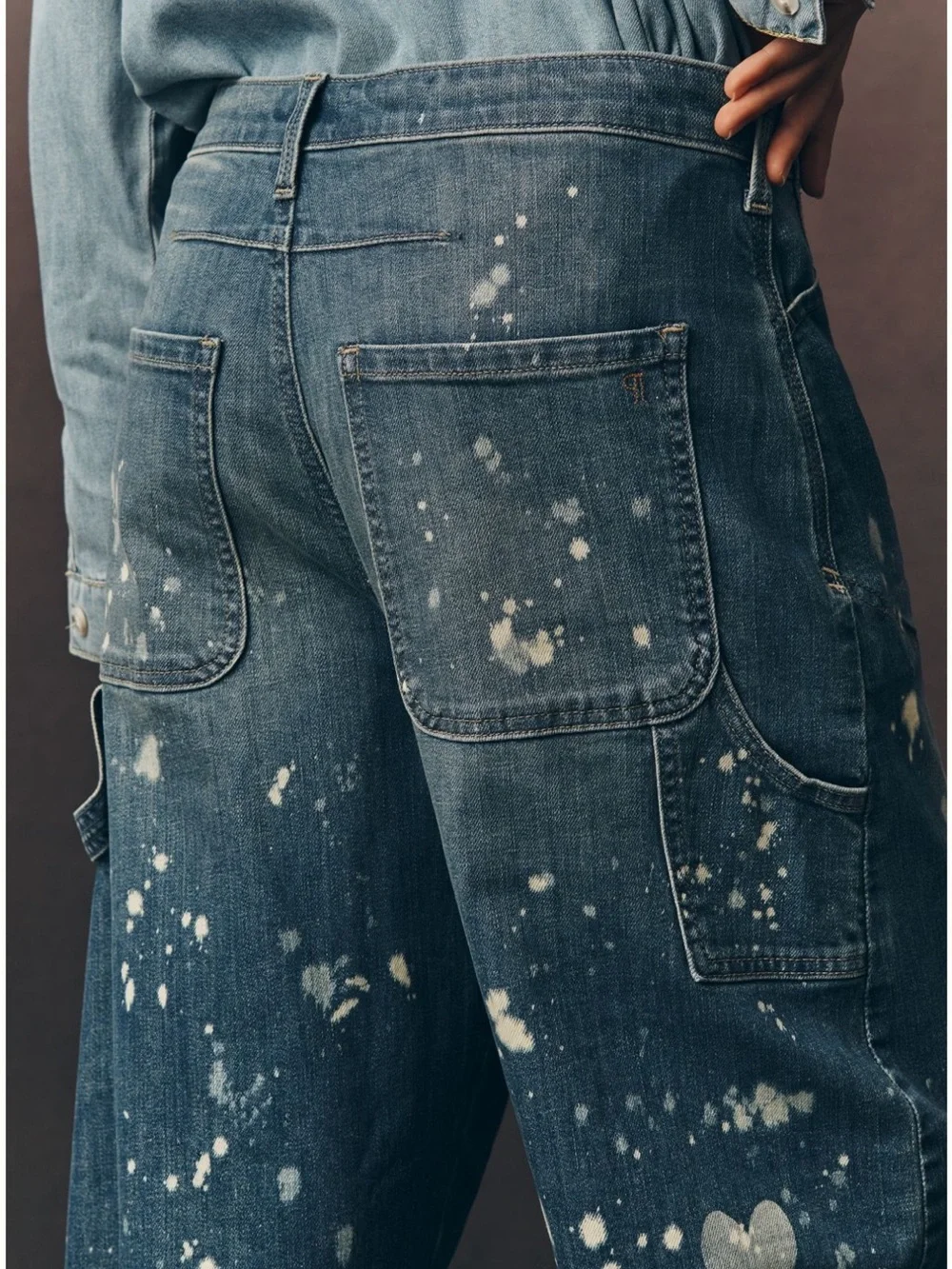 Pilcro Kayden High-Rise Carpenter 
Barrel Jean - Picture 5 of 7
